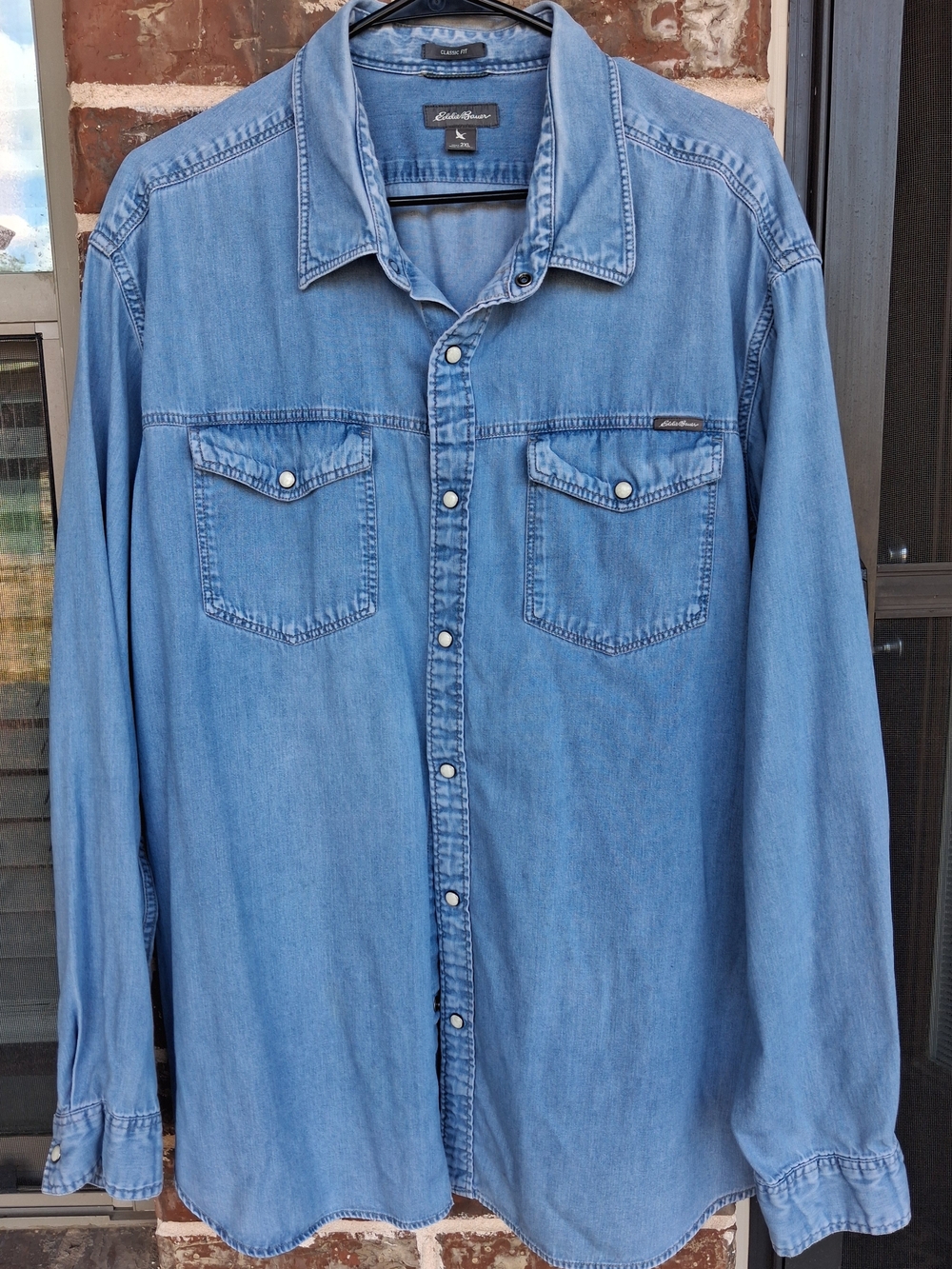 Eddie Bauer Men's Light Blue Denim Button-Down Shirt Sz 2XL